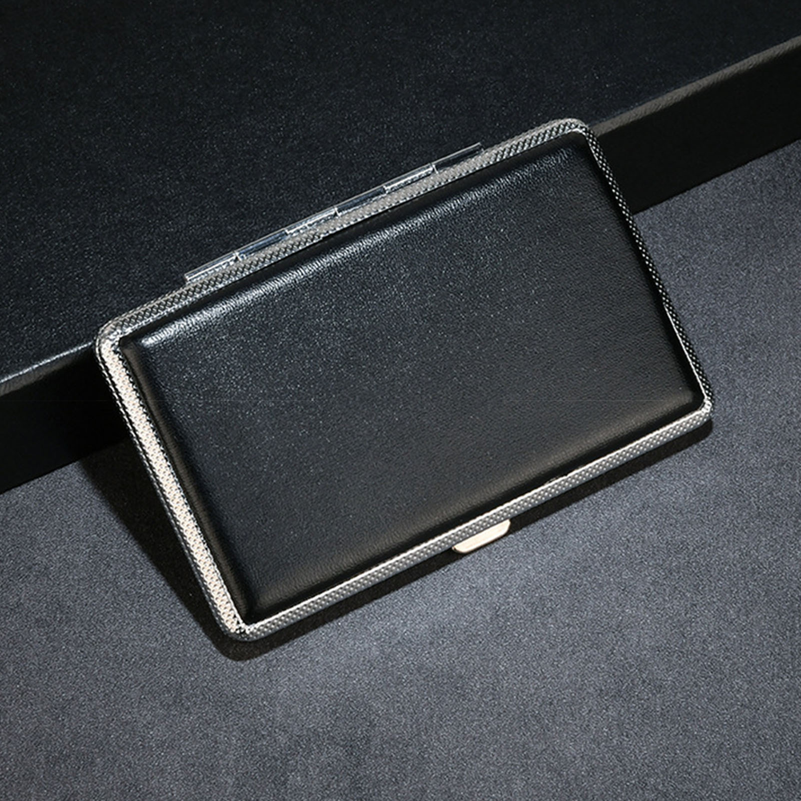 Men Accessories Gadgets - Kotak Rokok Kulit PU Logam Portabel