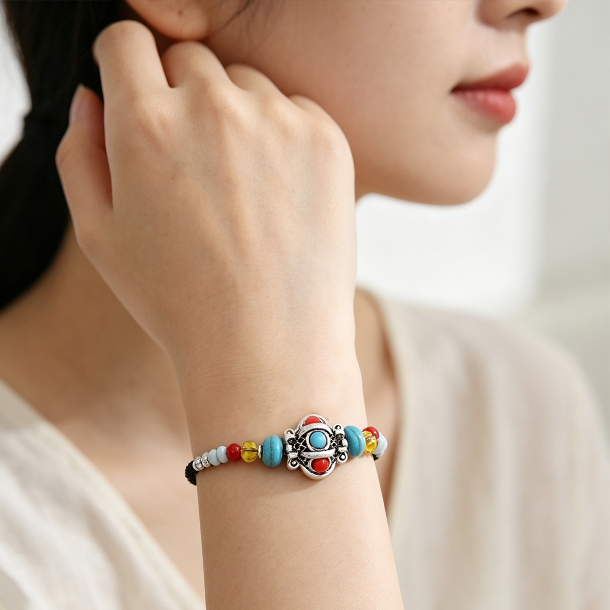 Men Accessories Nepal - Gelang Tali Tenun Etnis Buatan Tangan